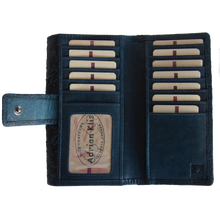 Load image into Gallery viewer, Wallet Style # 100-25
