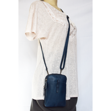 Load image into Gallery viewer, Bag Style # 1699-25
