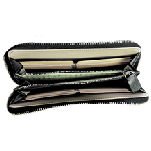 Load image into Gallery viewer, Wallet Style # 194-01
